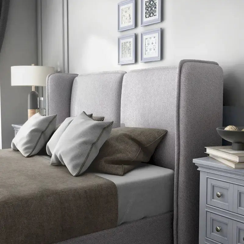 Lit plateforme queen-size en tissu bouclé moderne avec tête de lit capitonnée