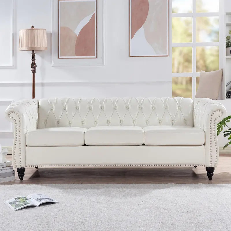 Élégant et classique canapé Chesterfield trois places de 84,65 po en cuir PU avec accoudoirs roulés - Pieds robustes en bouleau, revêtement doux